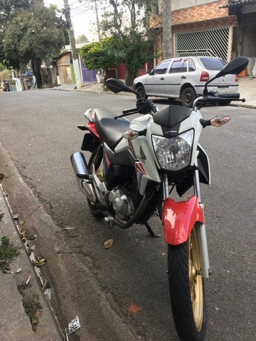 MOTO HONDA TITAN 160 EX EDIÇÃO LIMITADA 40 ANOS CG