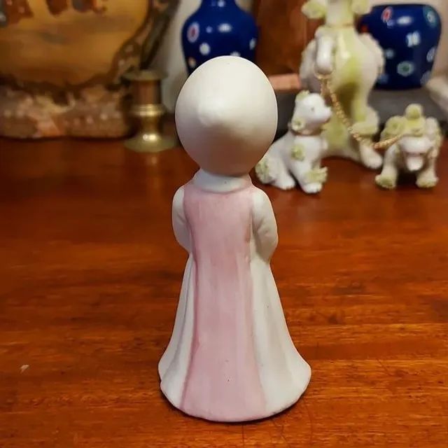 Antigo bibelô em porcelana fria - Foto 4