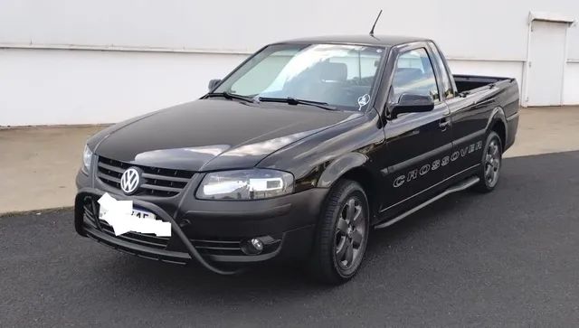 VOLKSWAGEN - SAVEIRO - 2006/2007 - Prata - R$ 37.500,00 - Veículos & Cia