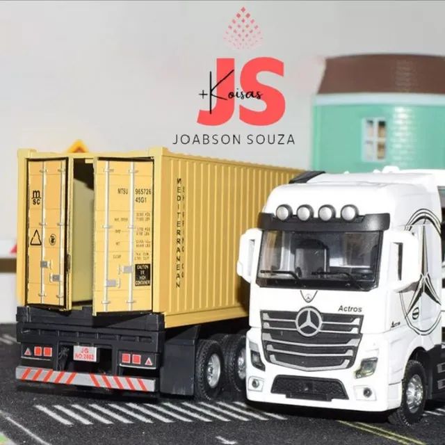 Miniatura Carreta Mercedes Benz Container Escala 1:50 Maersk