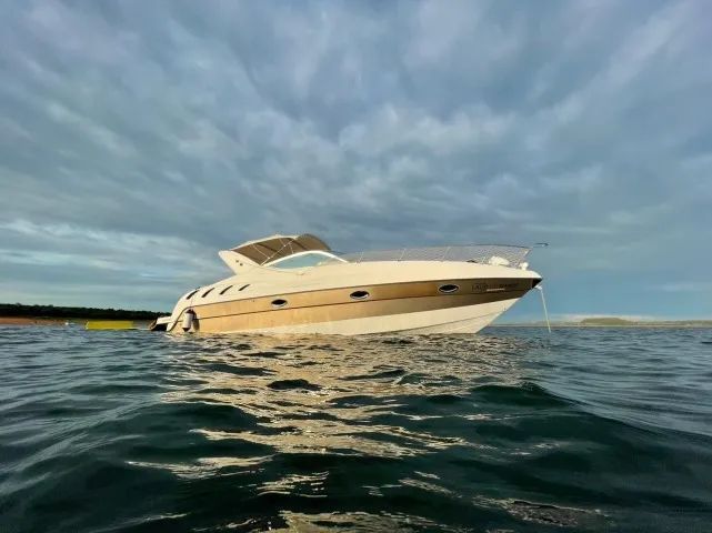 Oportunidade PHANTON 360 FULL DIESEL COM AR E GERADOR Ñ FOCKER ARMADA CIMITARRA - Foto 10