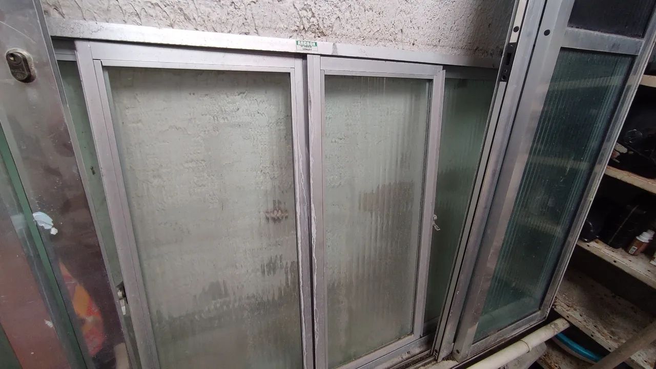 Porta em alumínio 4 folhas - Foto 3