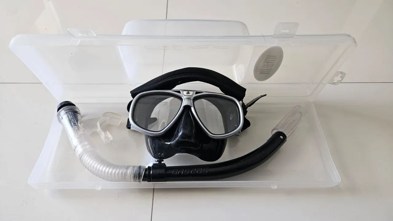 Nadadeiras, Máscaras e Snorkel de Mergulho - Foto 3