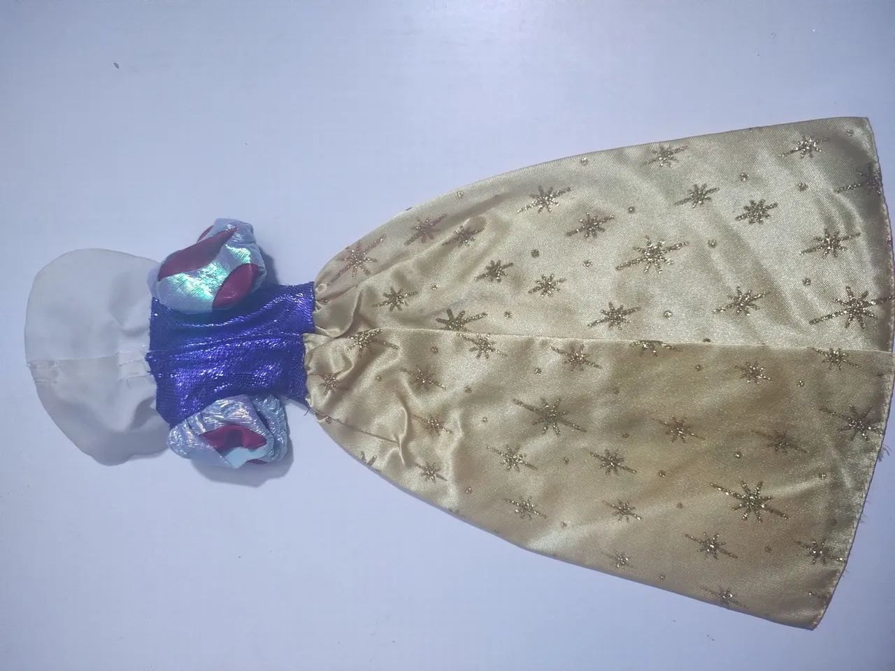 Vestido Princesa Branca de Neve Barbie  - Foto 2