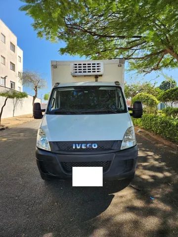Iveco Daily 35s14 ano 2012 - Foto 3