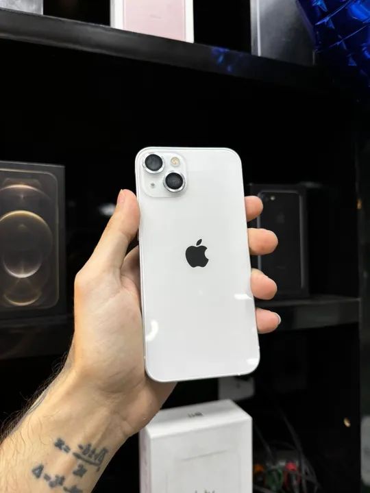 iPhone 13 starlight 