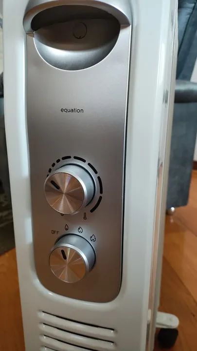 Aquecedor Elétrico Portátil - Ótimo para o Inverno! - Foto 3