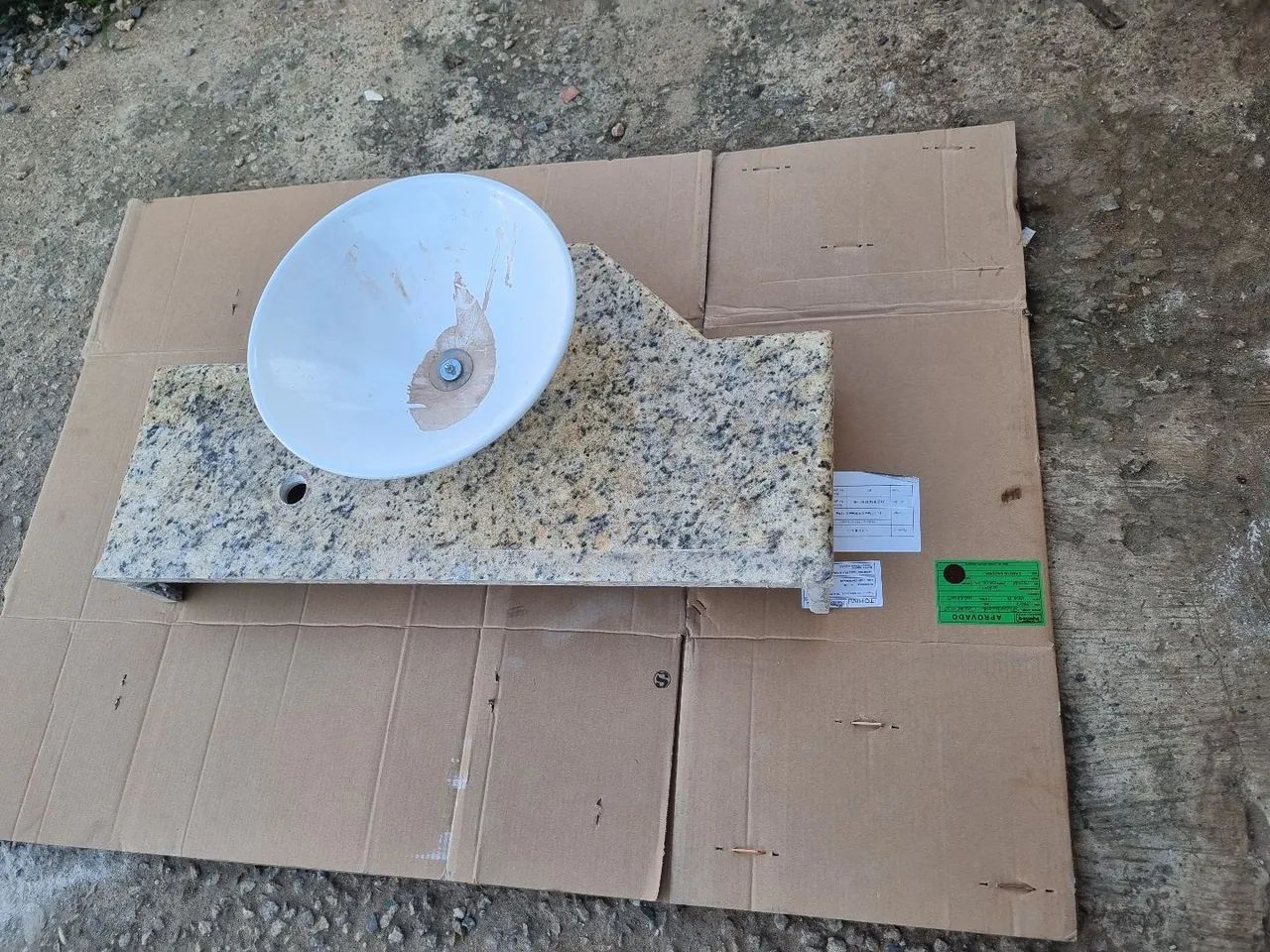 Pia lavatório com cuba sobrepor 