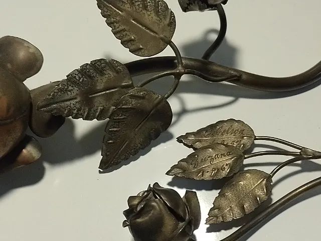 Rosas em Metal - Par ou Individual - Foto 6