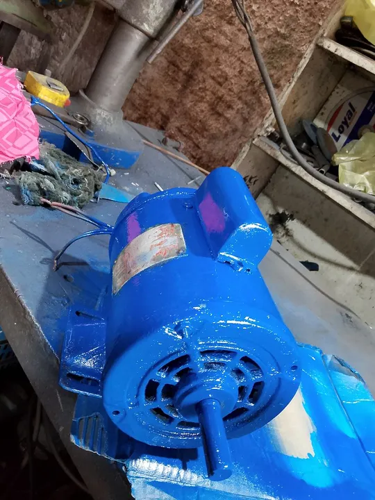 Vendo um motor monofásico 1/2 cv 1720rpm
