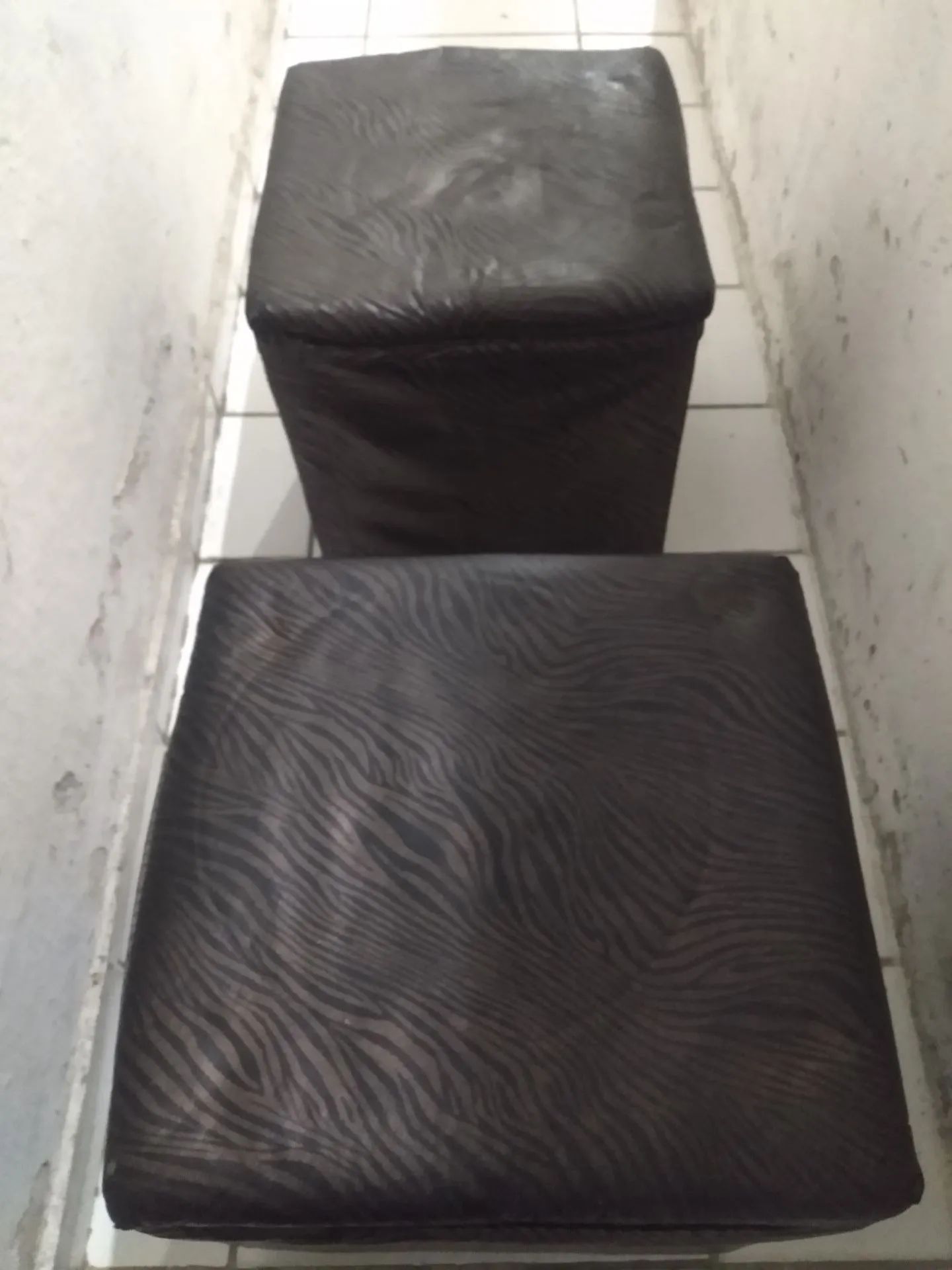 Banqueta estofada zebra64352818833665120