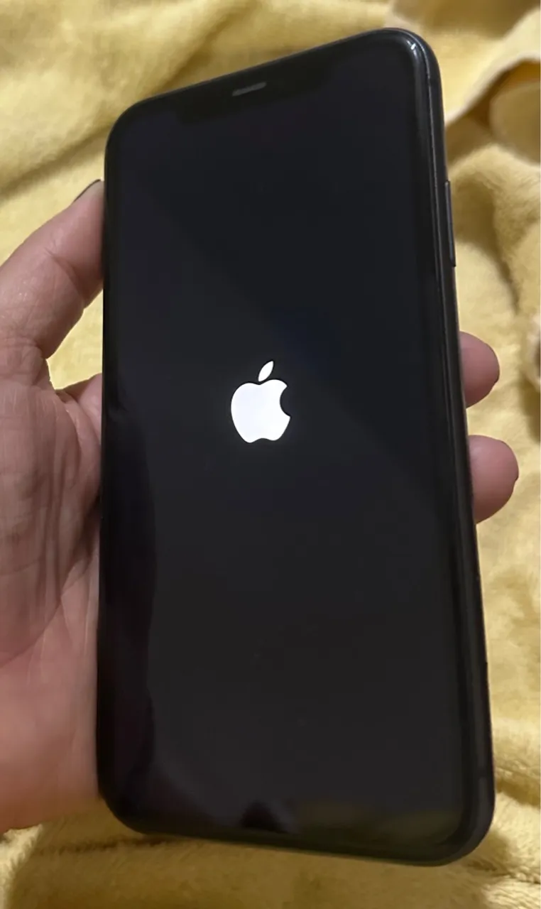 iPhone 11 64