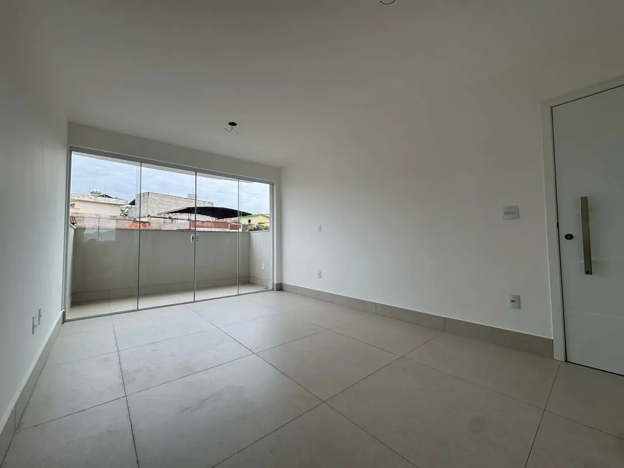 Apartamento de 3 quartos com 1 suite, 2 vagas
