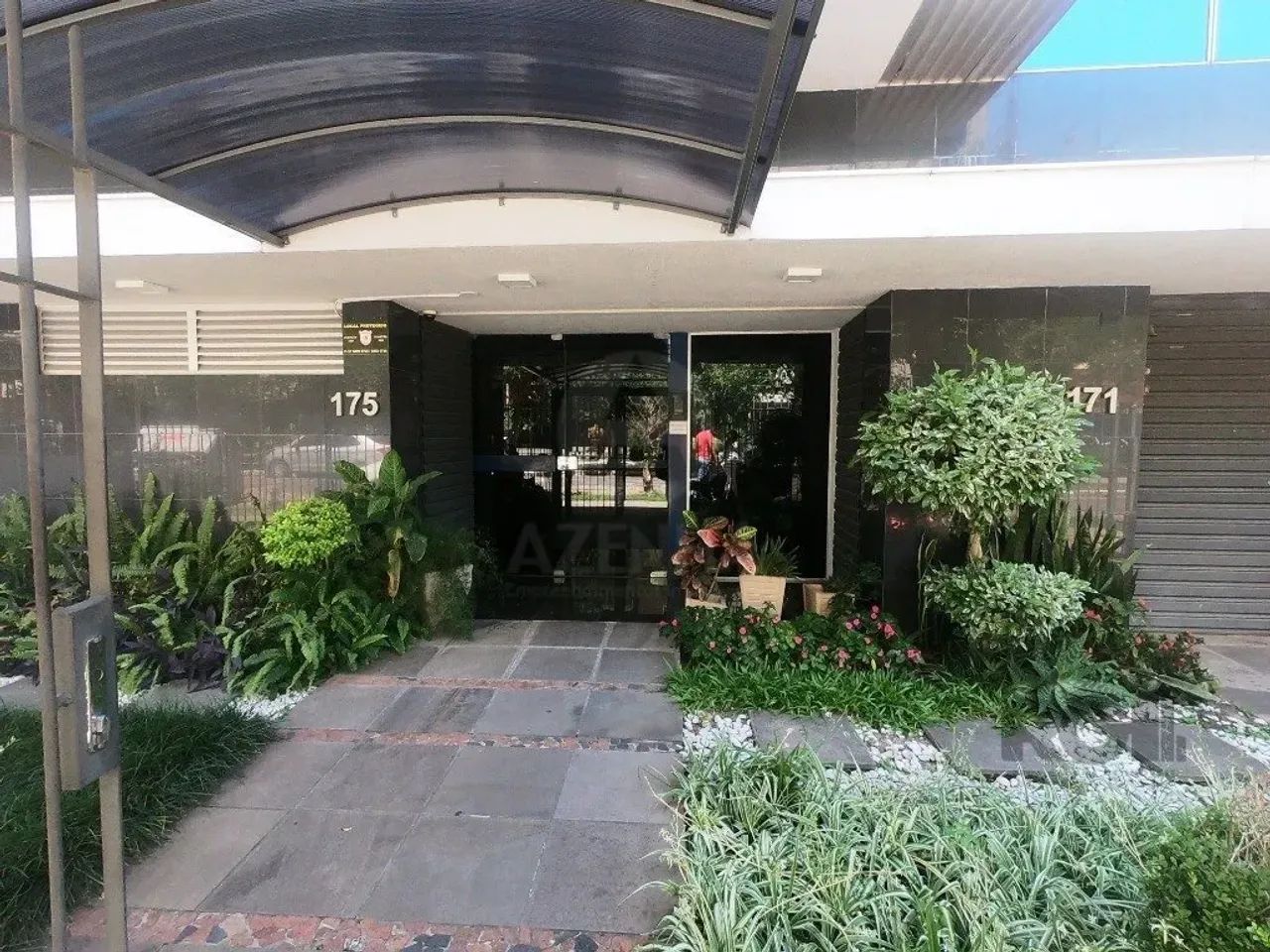 Ponto Comercial à Venda no Menino Deus - 324m² para Investimento Seguro e Lucrativo - Foto 3