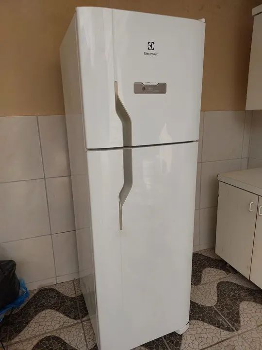 Geladeira eletrolux 