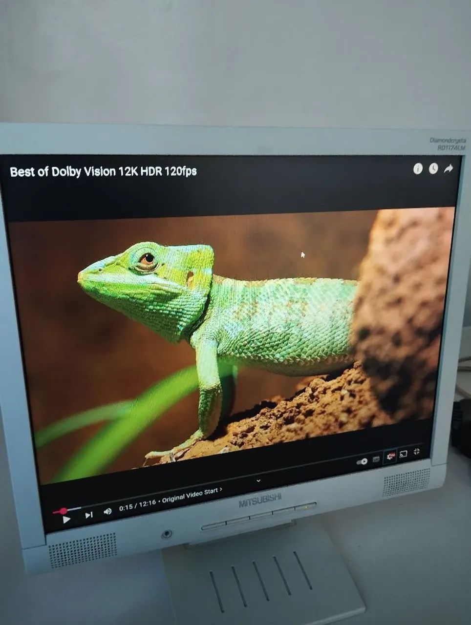 Monitor LCD Mitsubishi 4:3