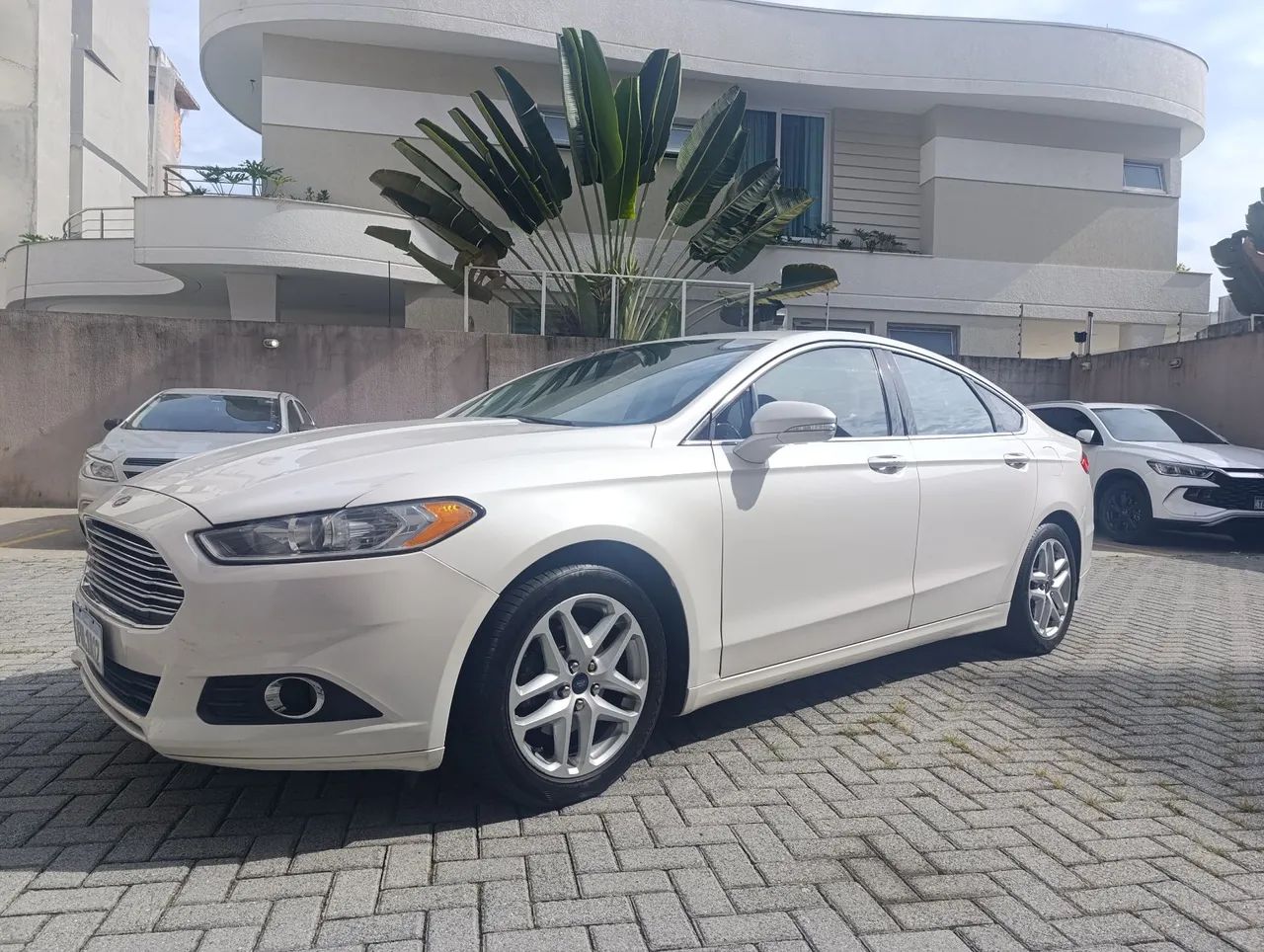 Fusion segundo dono  troco por suv maior valor