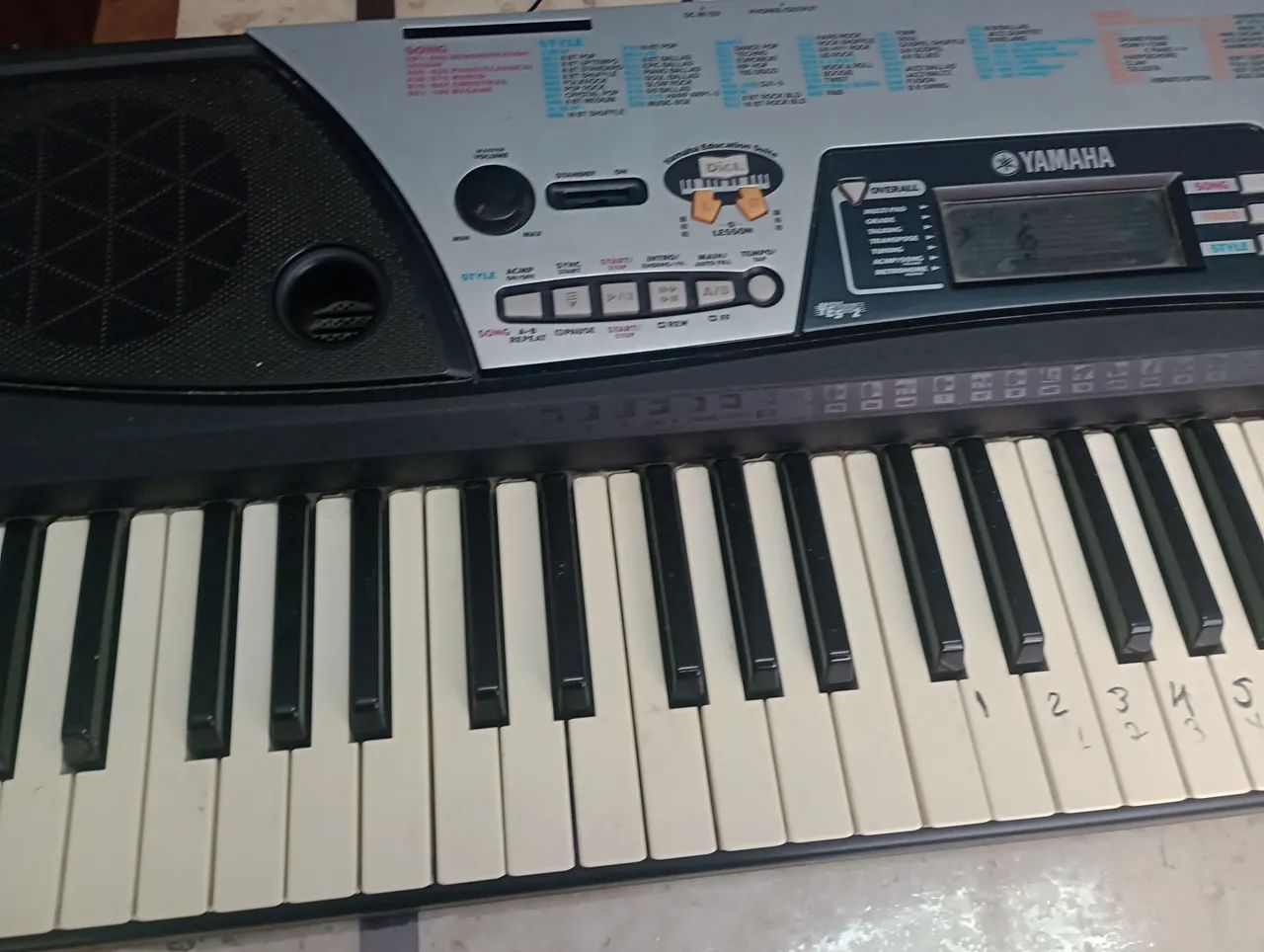 Piano Teclado Yamaha PSR-175 Midi  - Foto 2