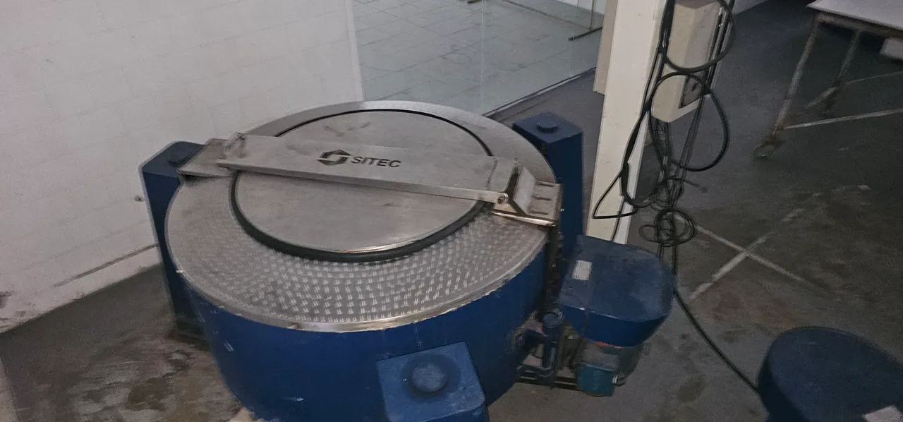 LAVANDERIA Máquina centrifuga de roupas Industrial SITEC