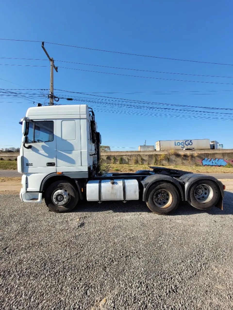 DAF XF 105.410 6X2 2014 BRANCO - Foto 4