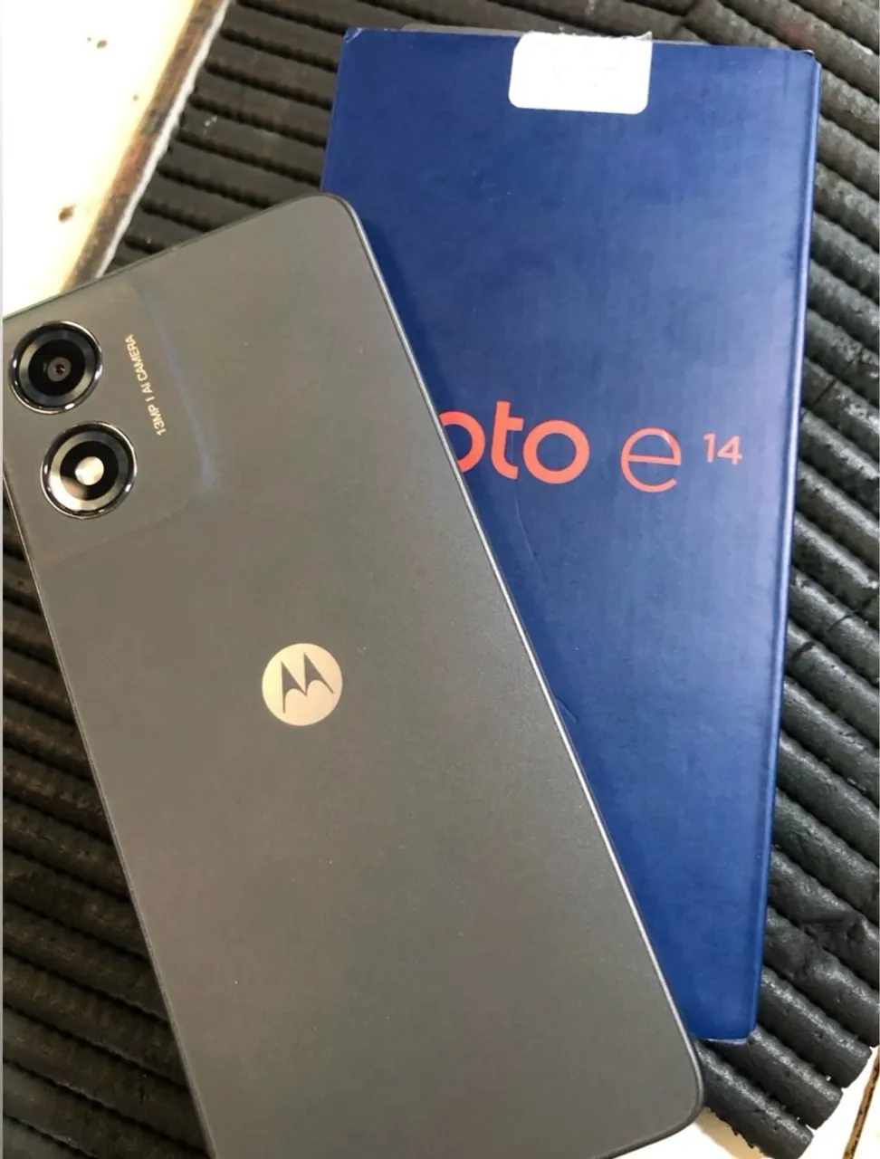 Moto E14