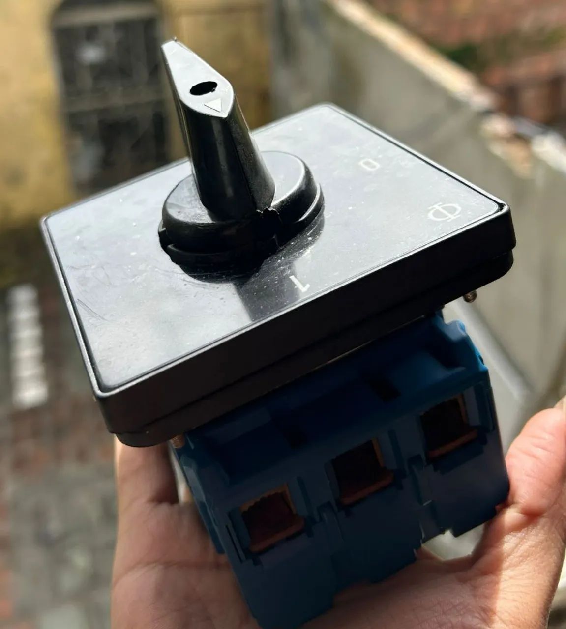 Three-phase on/off switch 100 amperes for welding machine