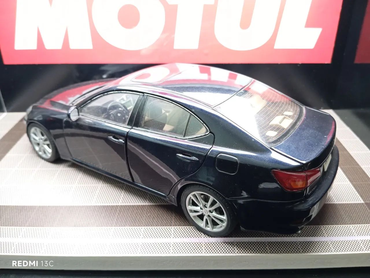 Promoção 10% Black11 Top Carrinho em miniatura Lexus IS 350