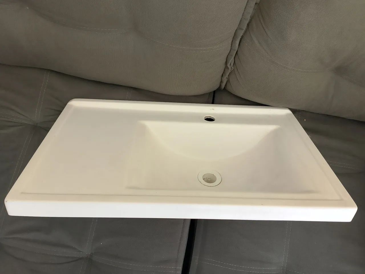 Pia de banheiro branca - Foto 3