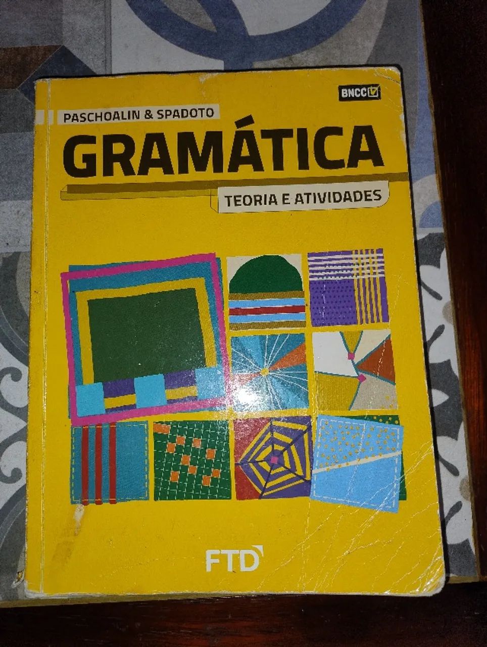 Gramatica PASCHOALIN E SPADOTO