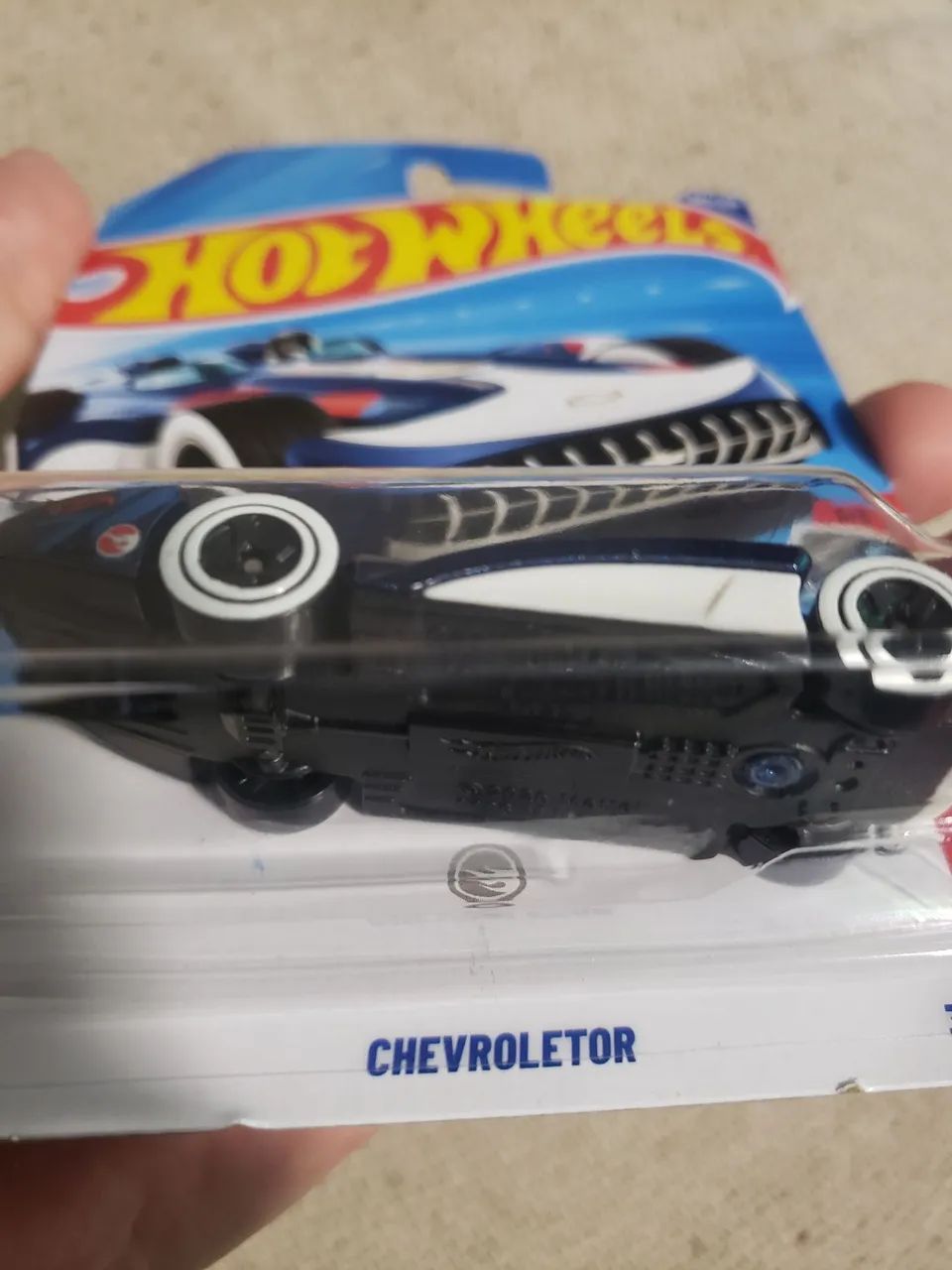 Hot Wheels Chevyroletor *T-Hunt - Foto 2