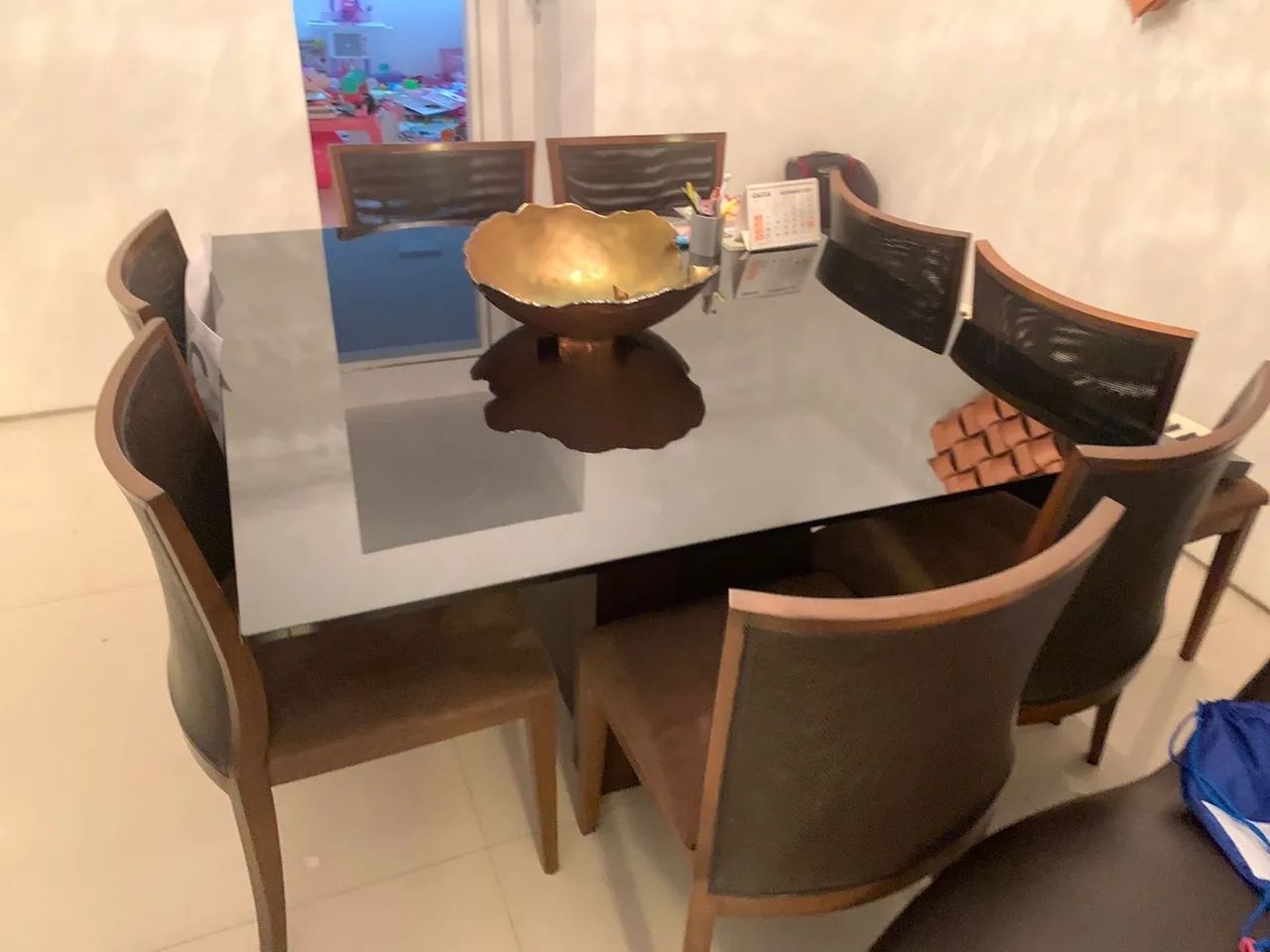 Mesa de Jantar Elegante com 8 Cadeiras
