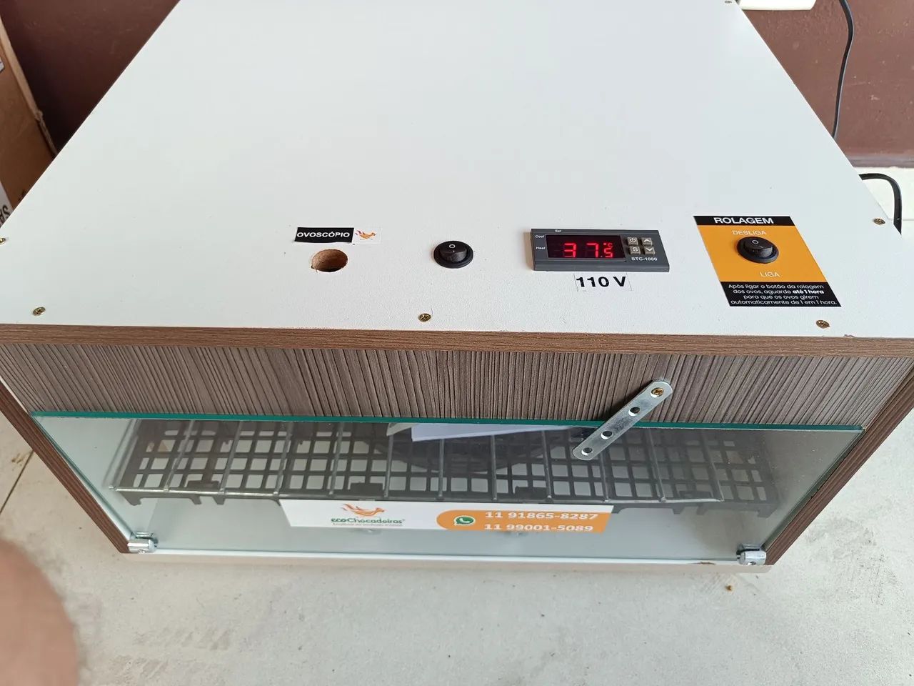 Chocadeira nova com garantia, rolagem automática,pra 100 ovos<br>R$850