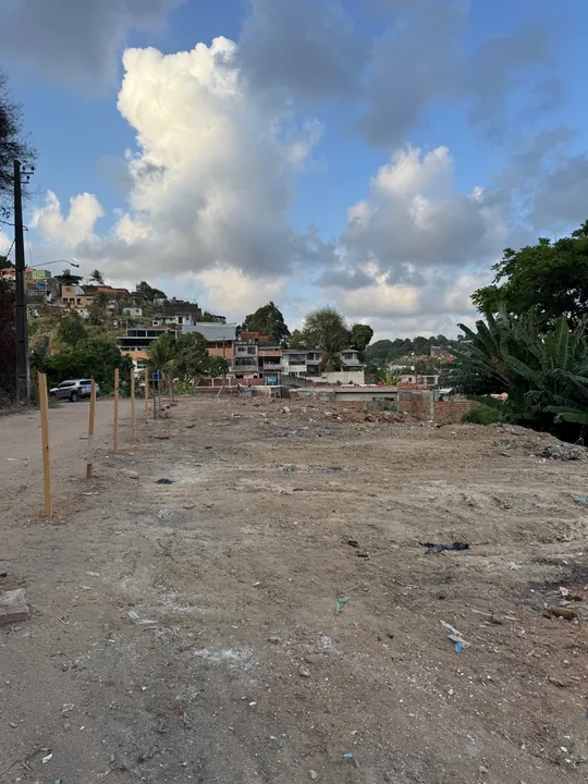 Vende esse ,, Terreno Bem localizado