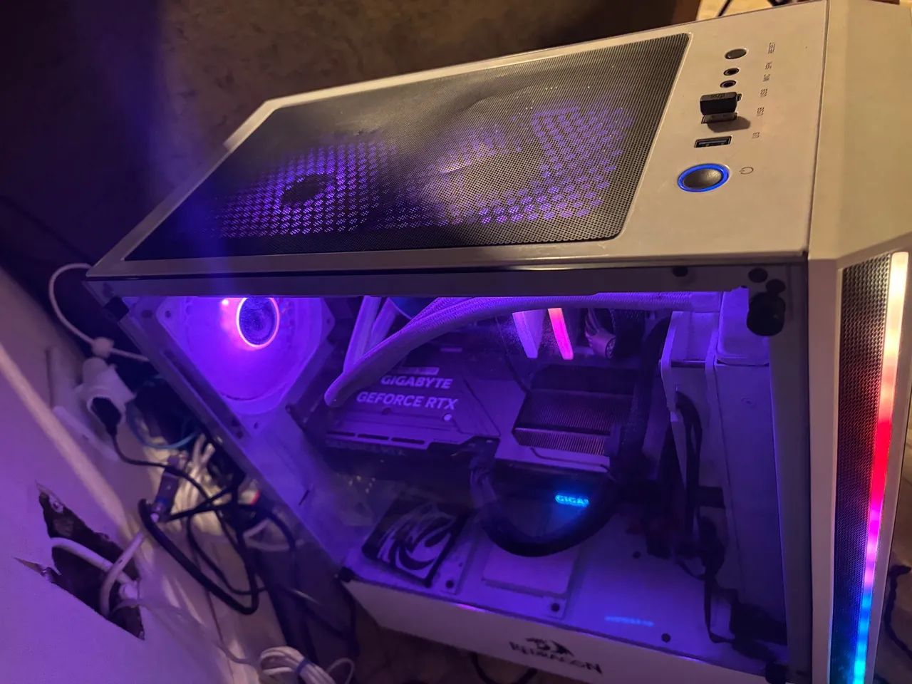 Pc gamer RX4060 TI - Ryzen 7 5700x