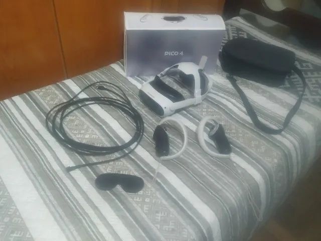 Óculos VR Pico 4 256gb Global + Acessorios - Foto 3