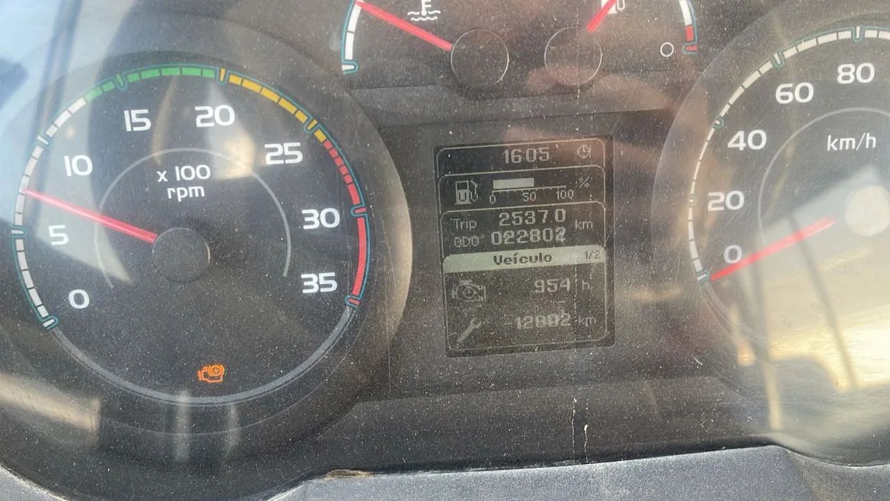 Volare v8L escolar 46  lugares 22.000 km  - Foto 6