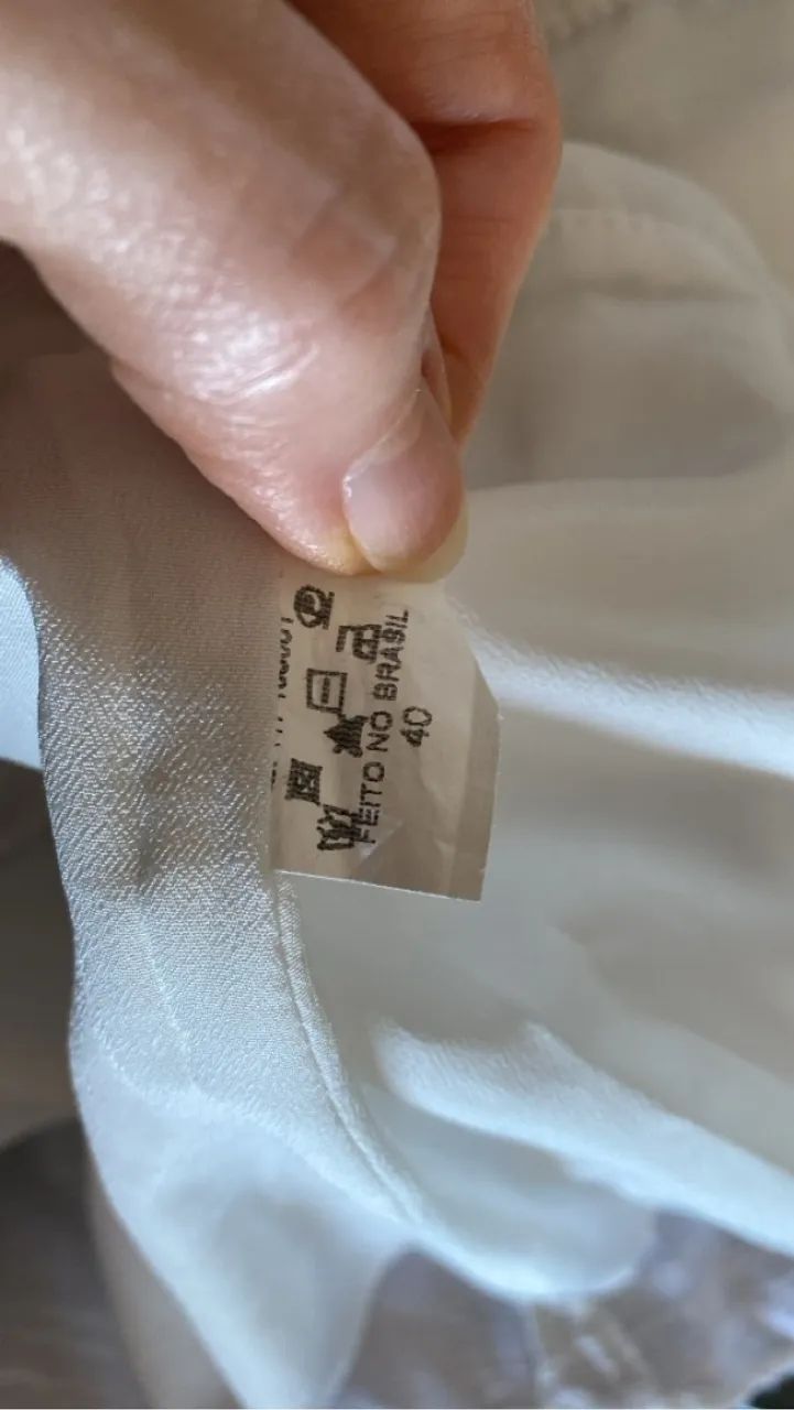 Top branco com detalhes - Foto 3
