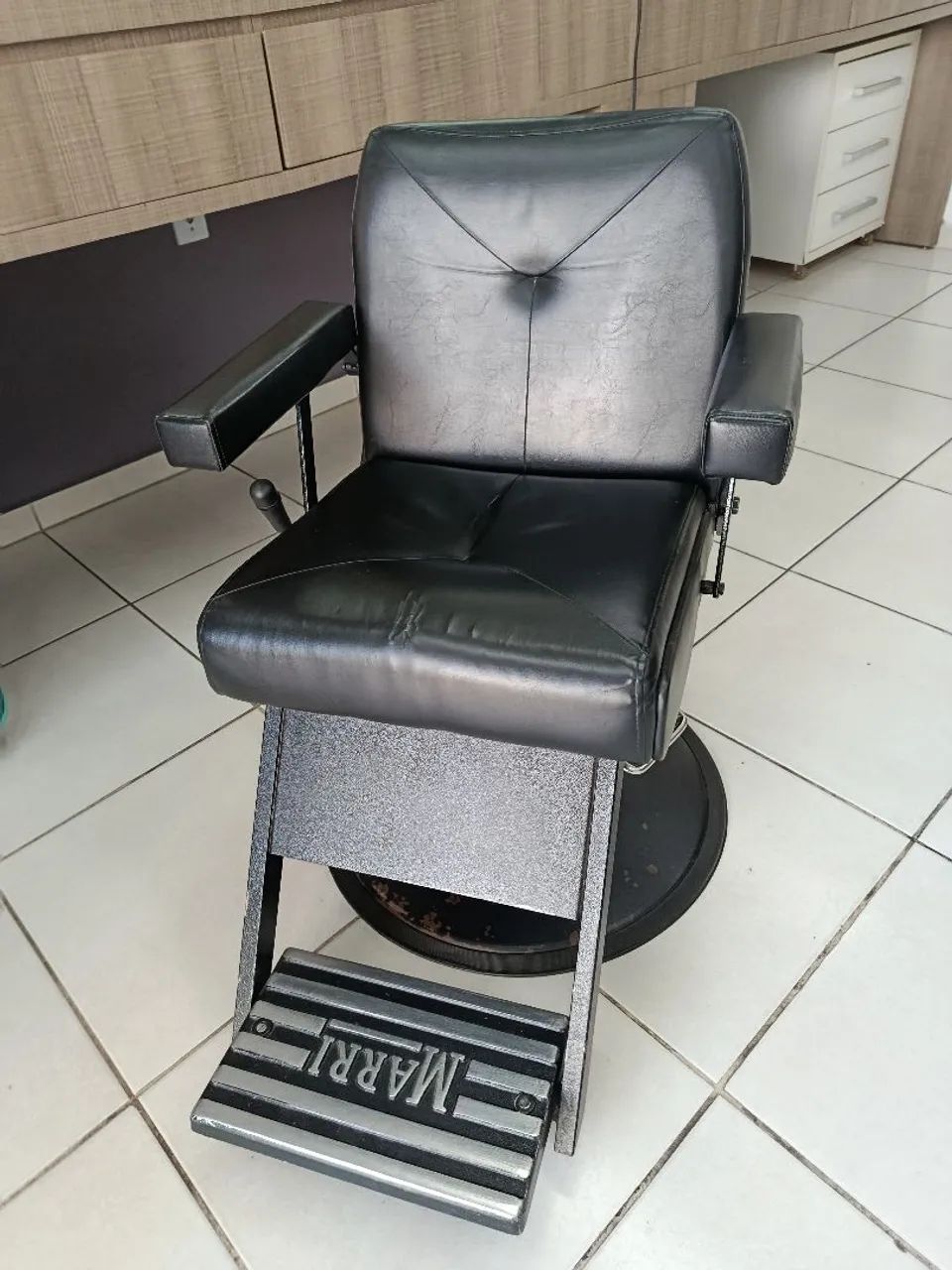 Cadeiras para Barbearia e salão de beleza. - Foto 4