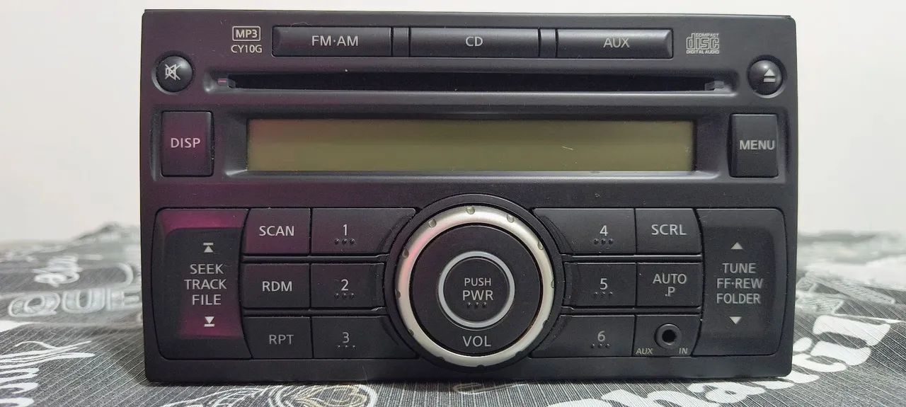 Som automotivo FM,CD,MP3  e Aux
