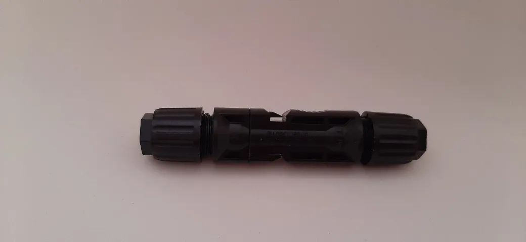 Conector MC4 para painel solar