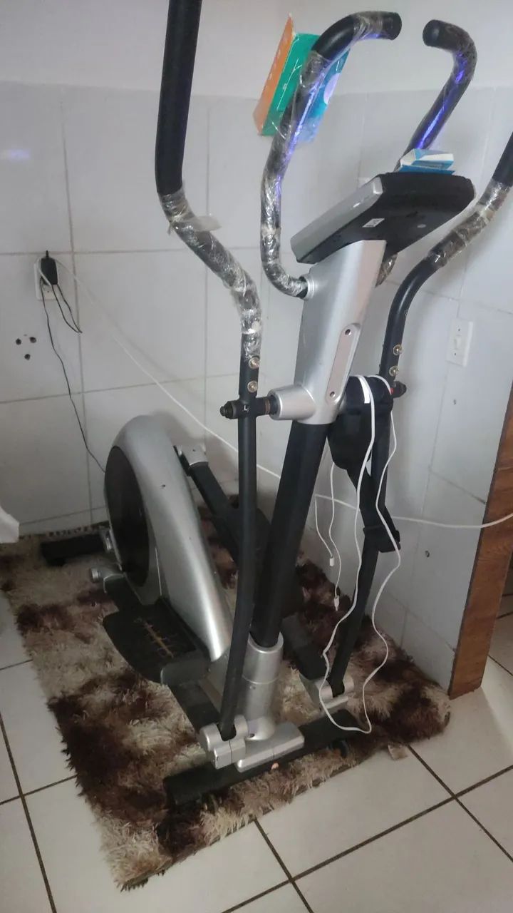 Elíptico Kikos 9200 Eletromagnético64299776364419122