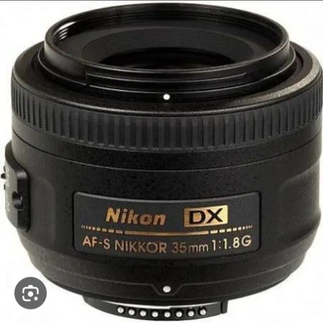 Lente nikon 35 mm AF-S DX f1.8G com parasol
