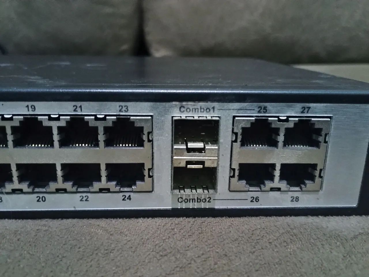 Switch D- Link Modelo 3028. - Foto 3