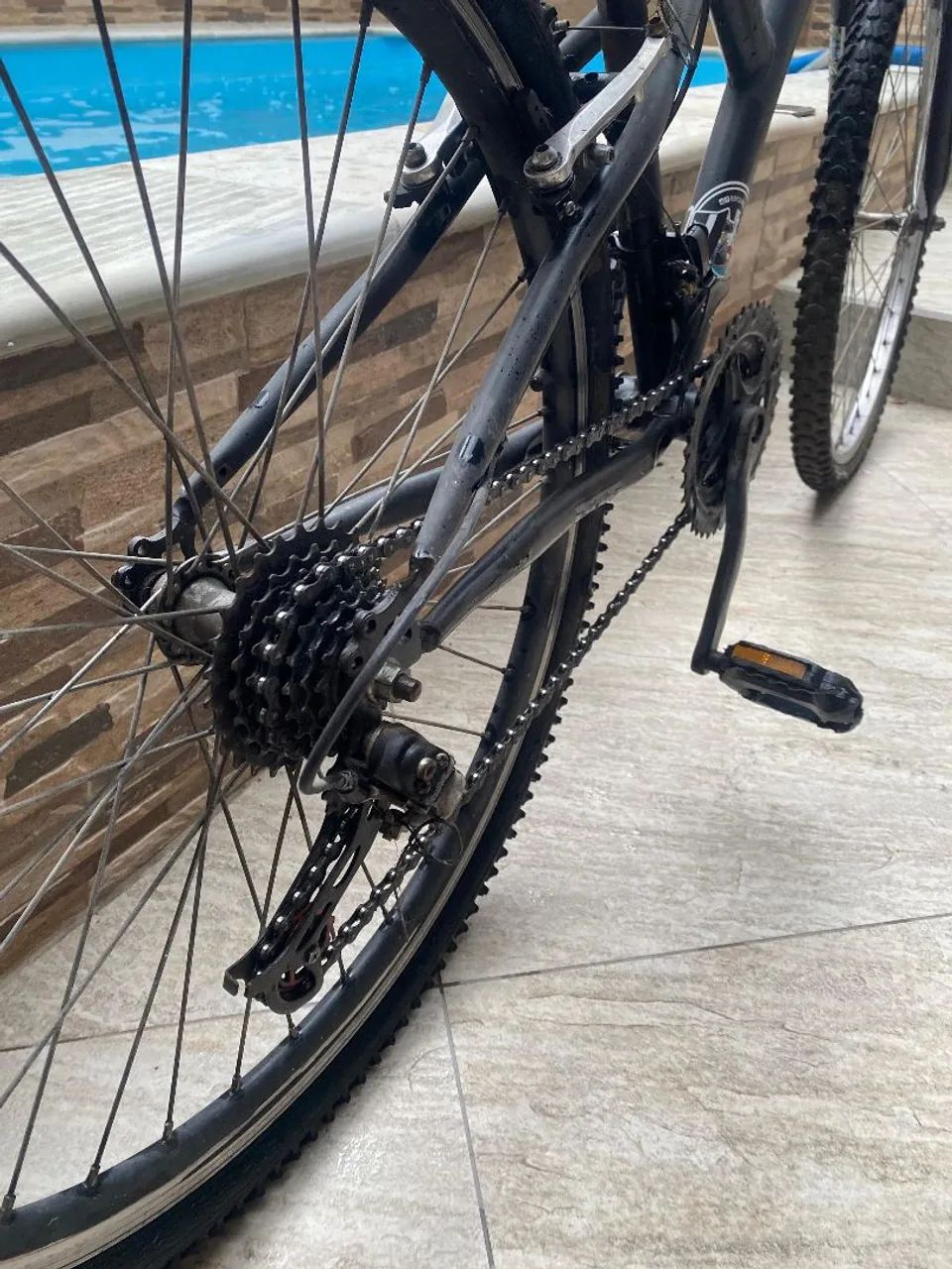 Bicicleta Aro 26 - Precisa reparos  - Foto 3