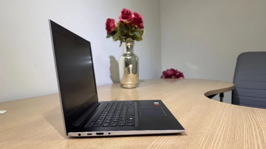 Notebook Dell Vostro 7 32Gb 256Gb SSD 1Tb HD Placa dedicada (Garantia)