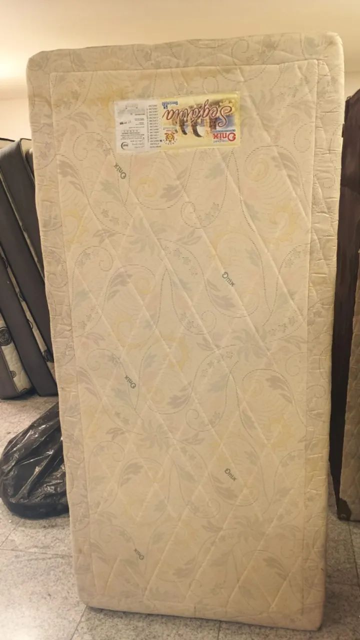 COLCHÃO SOLTEIRO + BASE - 1,88x0,88