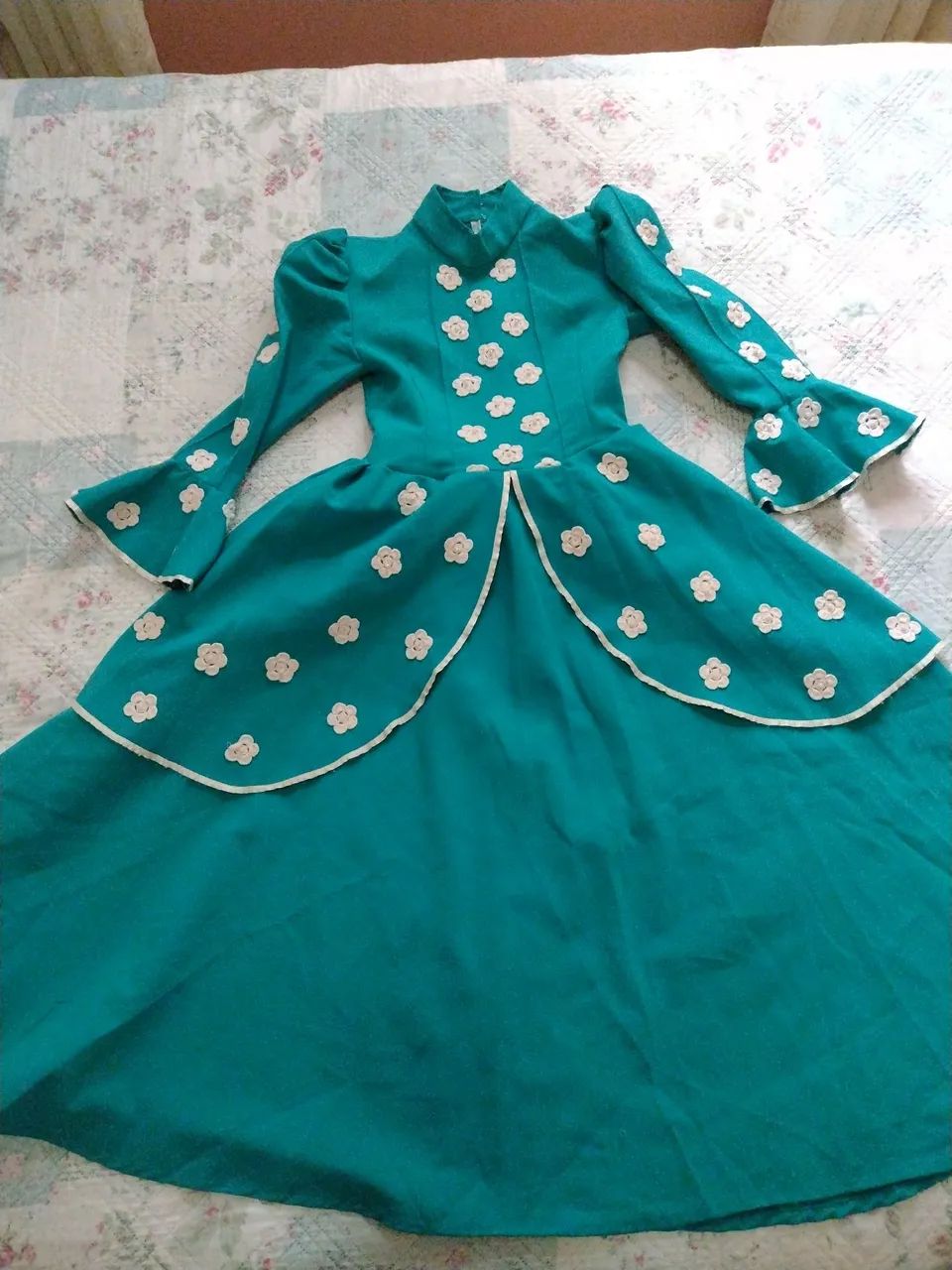 Vestido de prenda tam.10/12 - Foto 2