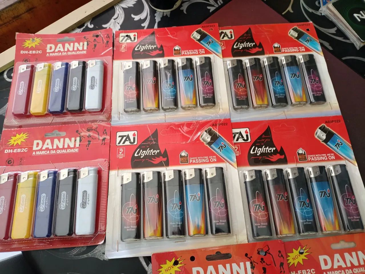 Isqueiros de Camping Danni e ZAJ - Novos - Foto 3