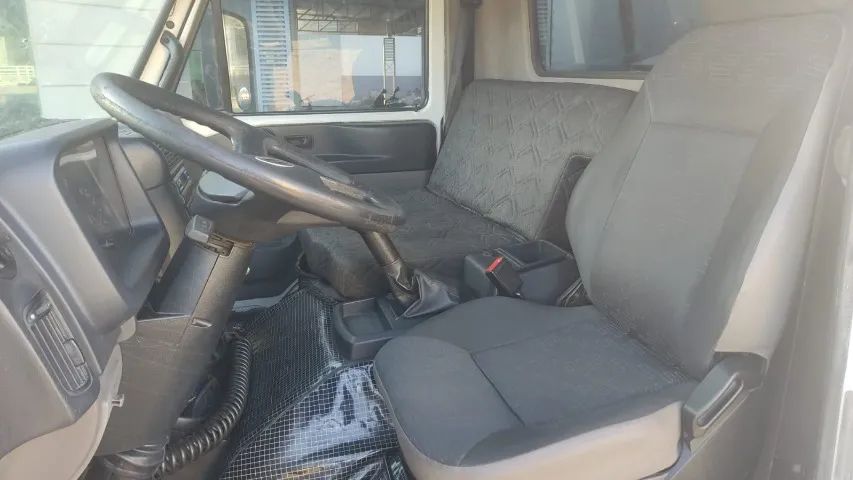 volkswagen/vw 8.160, ano 2014/2014, com bau, branco - Foto 14