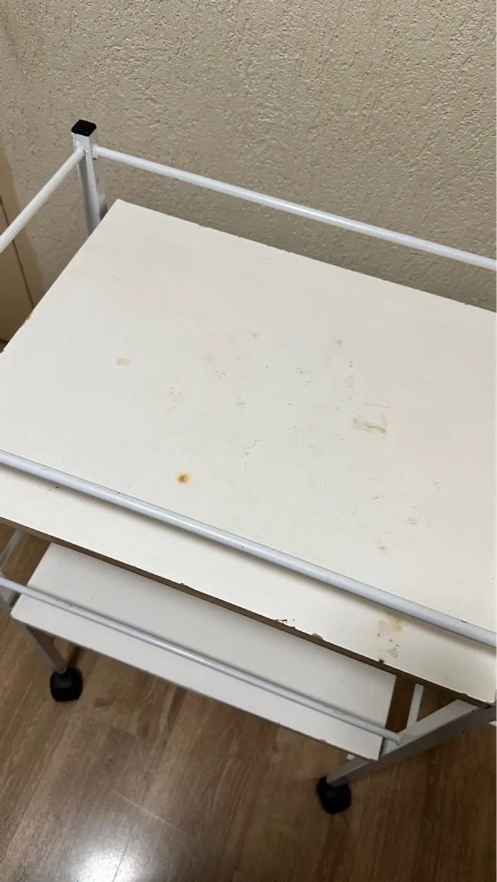 Carrinho auxiliar para estética ou cabeleireiro